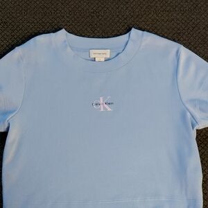 Calvin Klein Womens Ribbed Light Blue Cropped Baby Tee Size Small NWOT!